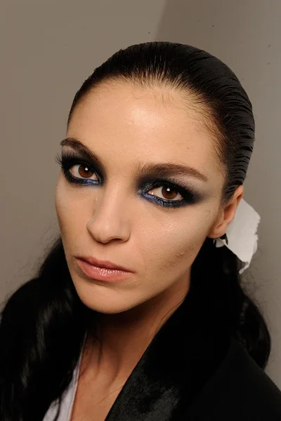 Look 2